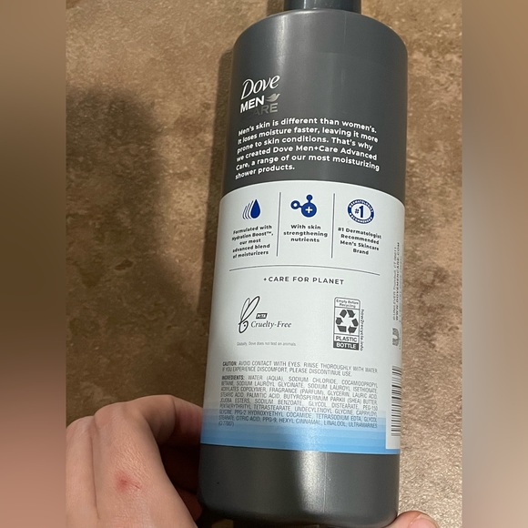 🔴4/$15 BUNDLE ONLY🔴 Dove Men & Care Body Wash - Picture 2 of 3